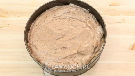 шоколадный торт с клубникой