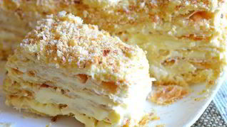 Слоеный торт Наполеон из быстрого теста на сметане