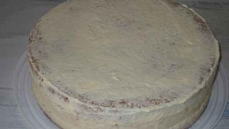 торт бисквитный с безе