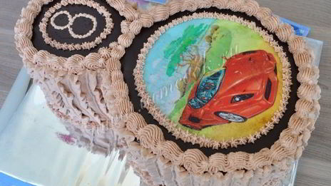 торт для автомобилиста восьмерка