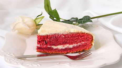 торт красный бархат с красителем