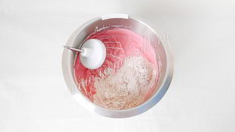 торт красный бархат с красителем