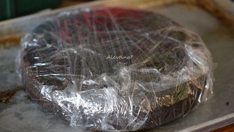 торт шоколадный с клубникой в шоколаде