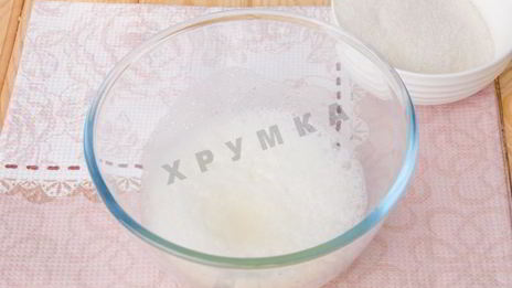 торт воздушный сникерс из песочного теста