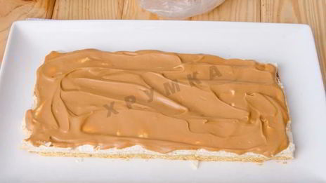 торт воздушный сникерс из песочного теста