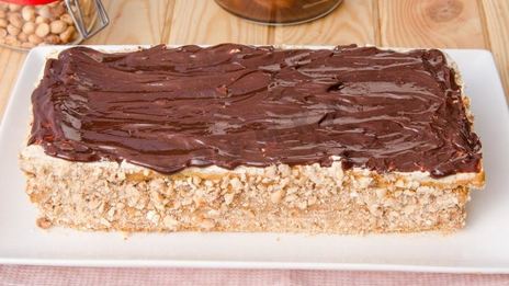 торт воздушный сникерс из песочного теста