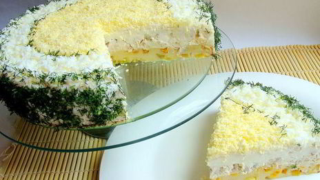 закусочный сырно-сливочный торт с курицей