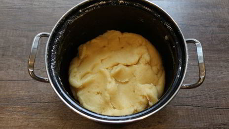 эклеры с заварным кремом