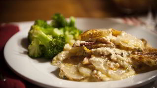 Картофельная запеканка с беконом