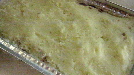 картофельная запеканка с грибами и фаршем