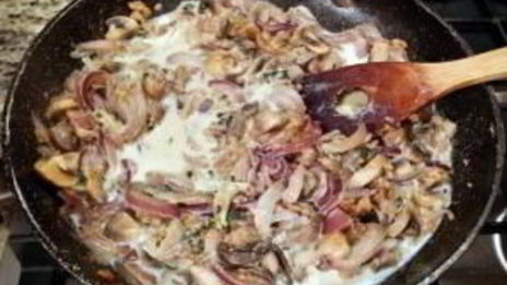 картофельная запеканка с курицей и грибами