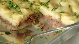 Картофельная запеканка с отварным мясом