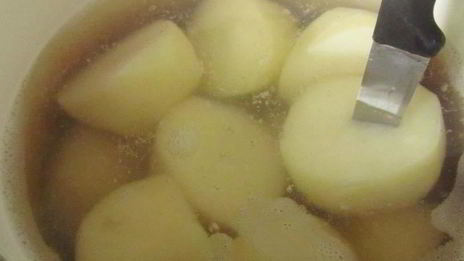 картофельная запеканка с отварным мясом