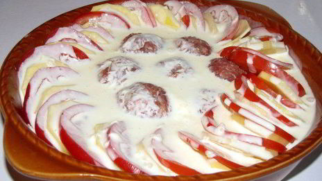 овощная запеканка с тефтельками