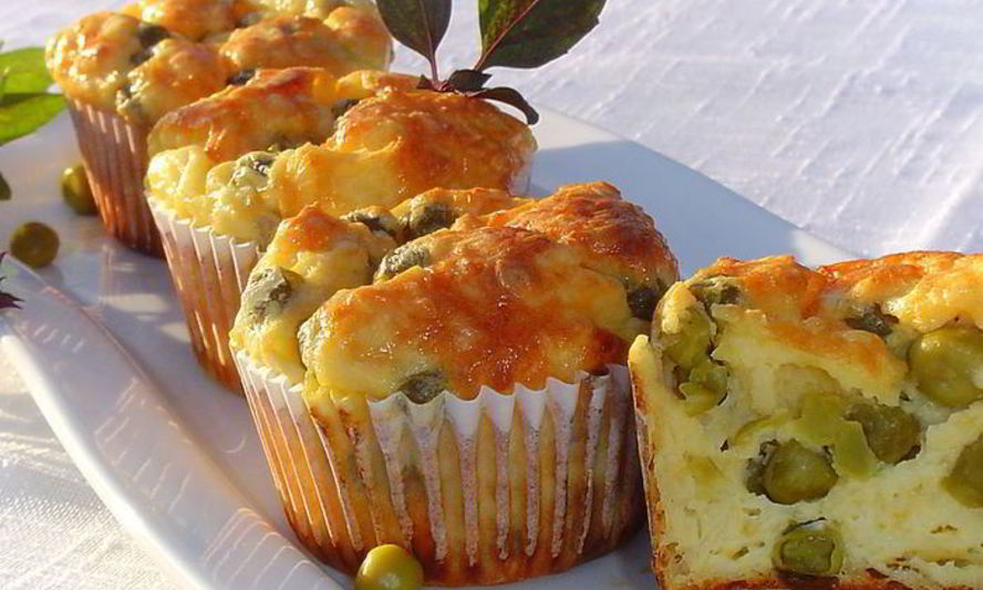 Рецепт порционной запеканки с зеленым горошком