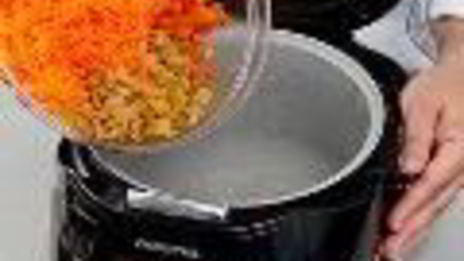 сладкая морковная запеканка в мультиварке