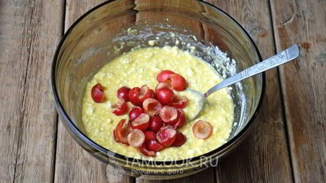 творожная запеканка с черешней