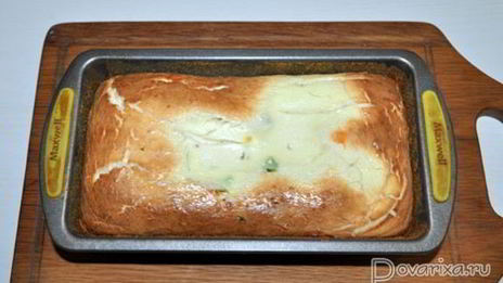 творожная запеканка с цукатами и орехами