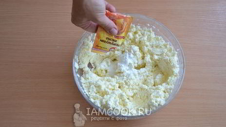 творожная запеканка с вишней