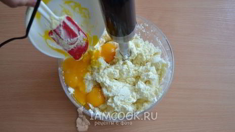 творожная запеканка с вишней