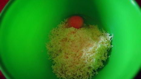 тыквенная запеканка со спаржей, с сырной корочкой и колбаской из индейки