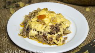 Запеканка из макарон с фаршем и сыром
