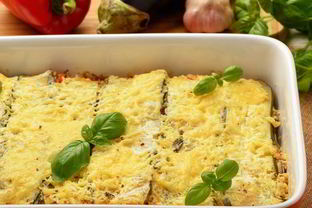 Запеканка из цукини с соусом болоньезе