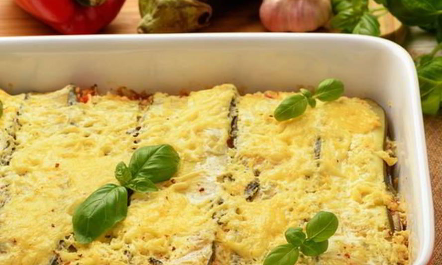 Рецепт запеканки из цукини с соусом болоньезе