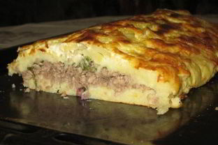 Запеканка с картофелем, фаршем и майонезом