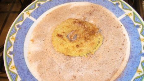 жареные яблоки в тесте