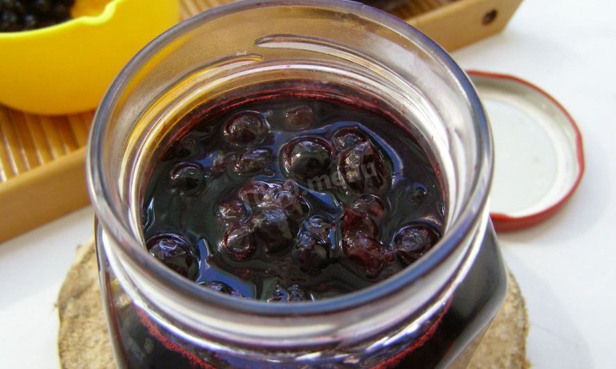 Рецепт черники в собственном соку на зиму без сахара