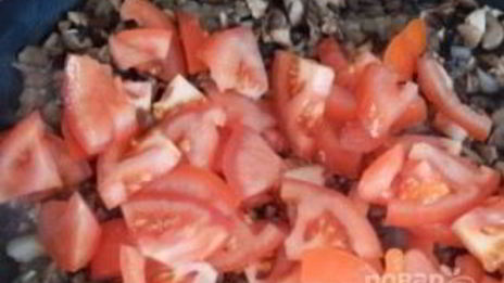 грибная икра с помидорами на зиму