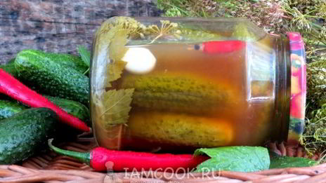 хрустящие огурцы с кетчупом в банках на зиму