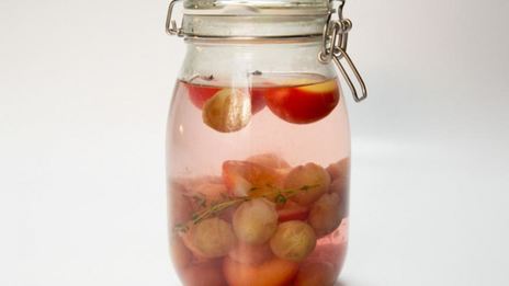 компот из винограда и сливы