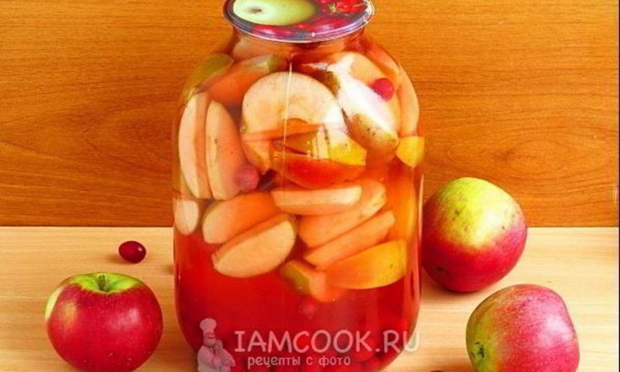 Рецепт компота из яблок и кизила