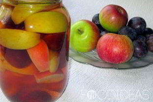 Компот из яблок и сливы