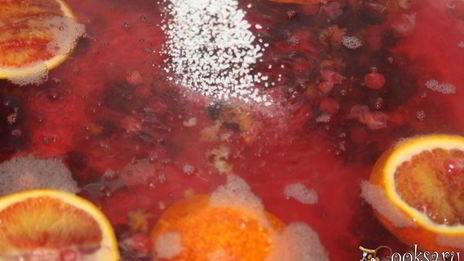 компот-крюшон со смородиной и гибридом мандарина с гранатом