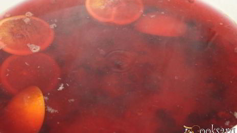 компот-крюшон со смородиной и гибридом мандарина с гранатом