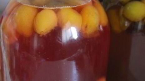 сливовый компот с базиликом на зиму