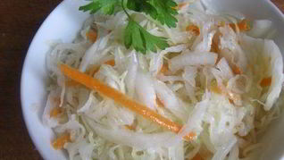 Быстрая маринованная капуста с уксусом