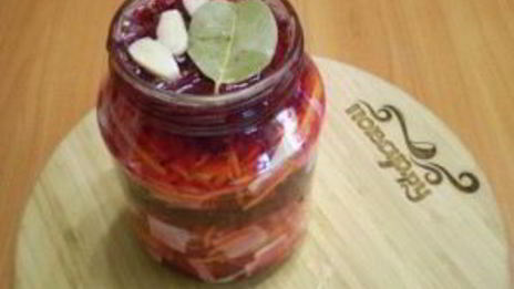 быстрая маринованная капуста со свеклой