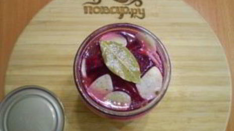 маринованная капуста со свеклой