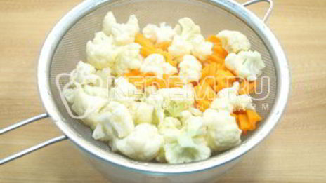 маринованная цветная капуста с морковью