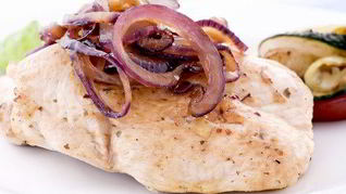 Маринованный красный лук в винном уксусе