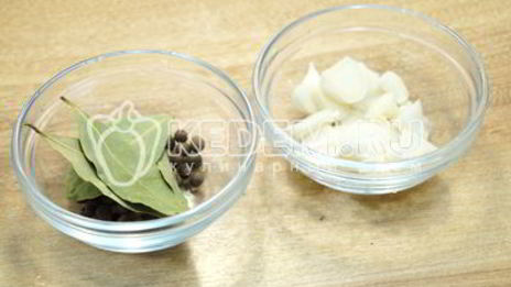 маринованные огурцы на зиму в банках