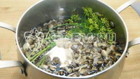маринованные опята в банках