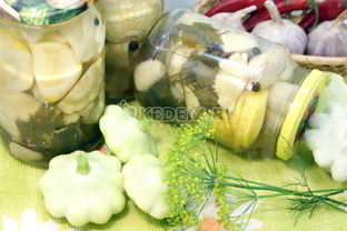 Маринованные патиссоны