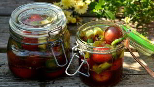 Маринованные томаты с халапеньо