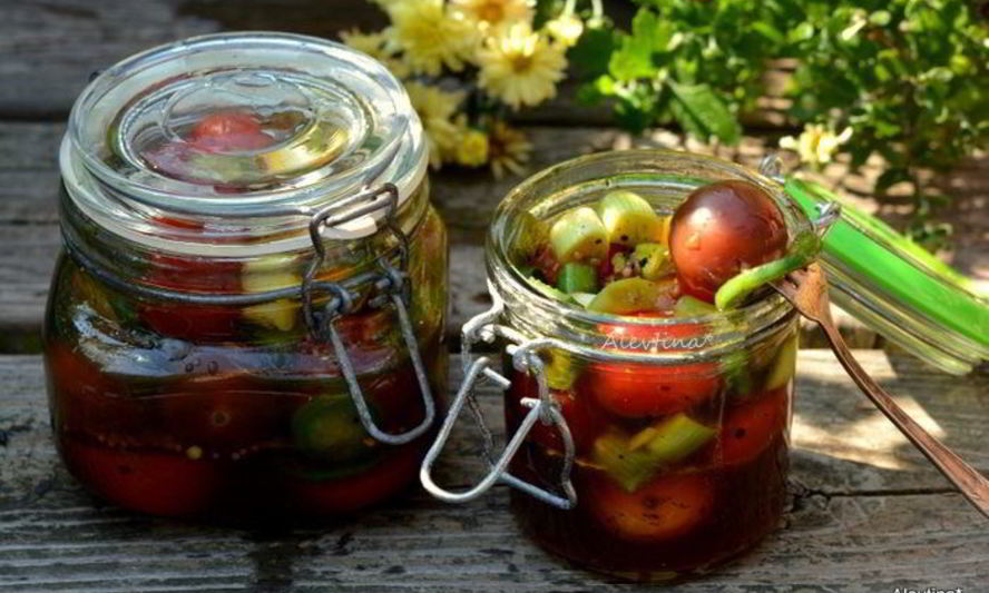 Рецепт маринованных томатов с халапеньо