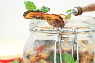 Маринованные цукини с чесноком и мятой